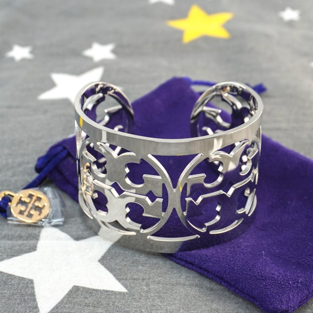 Tory Burch Reva Cut Out Logo Cuff Bracelet in Silver (Brand New with Dust Bag) - Picture 2 of 7